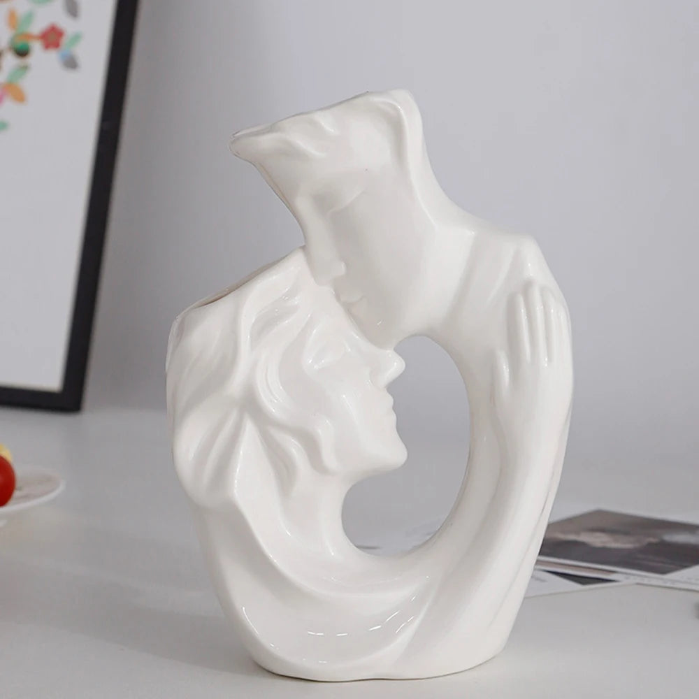 Kiss character couple vase, ceramic handicraft ornament, office home living room decoration gift, couple, vase